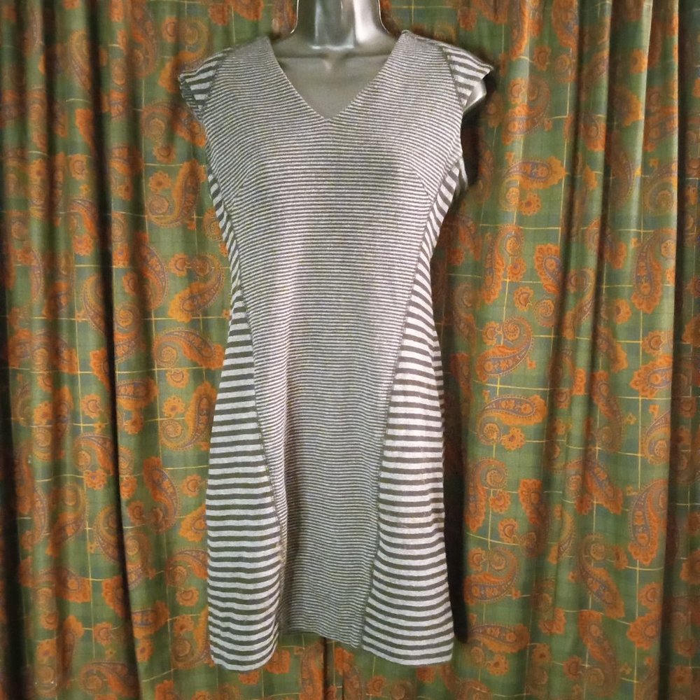 Calvin Klein Black and White Striped Dress Size 6